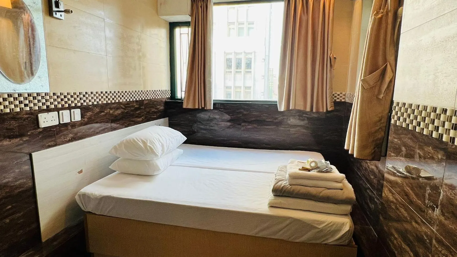 Just Inn On Nathan Road Hong Kong China