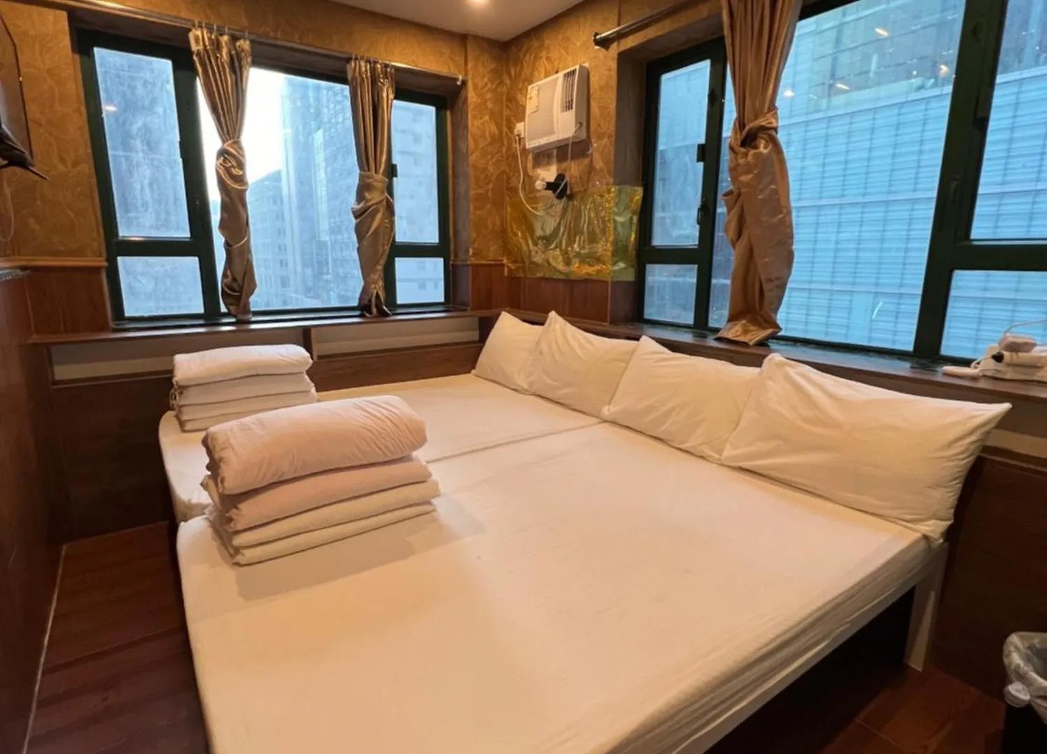 Just Inn On Nathan Road Hong Kong Hostel