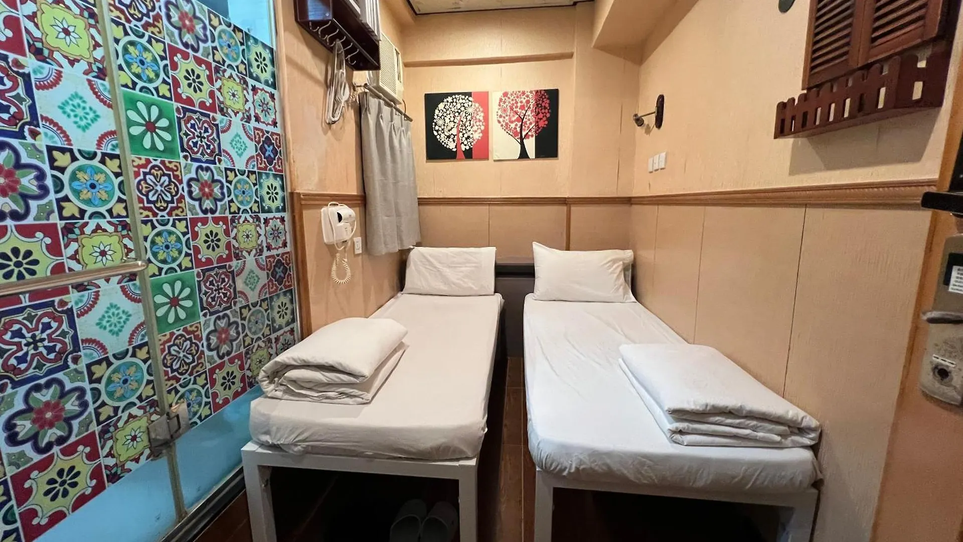 Hostel Just Inn On Nathan Road Hong Kong China