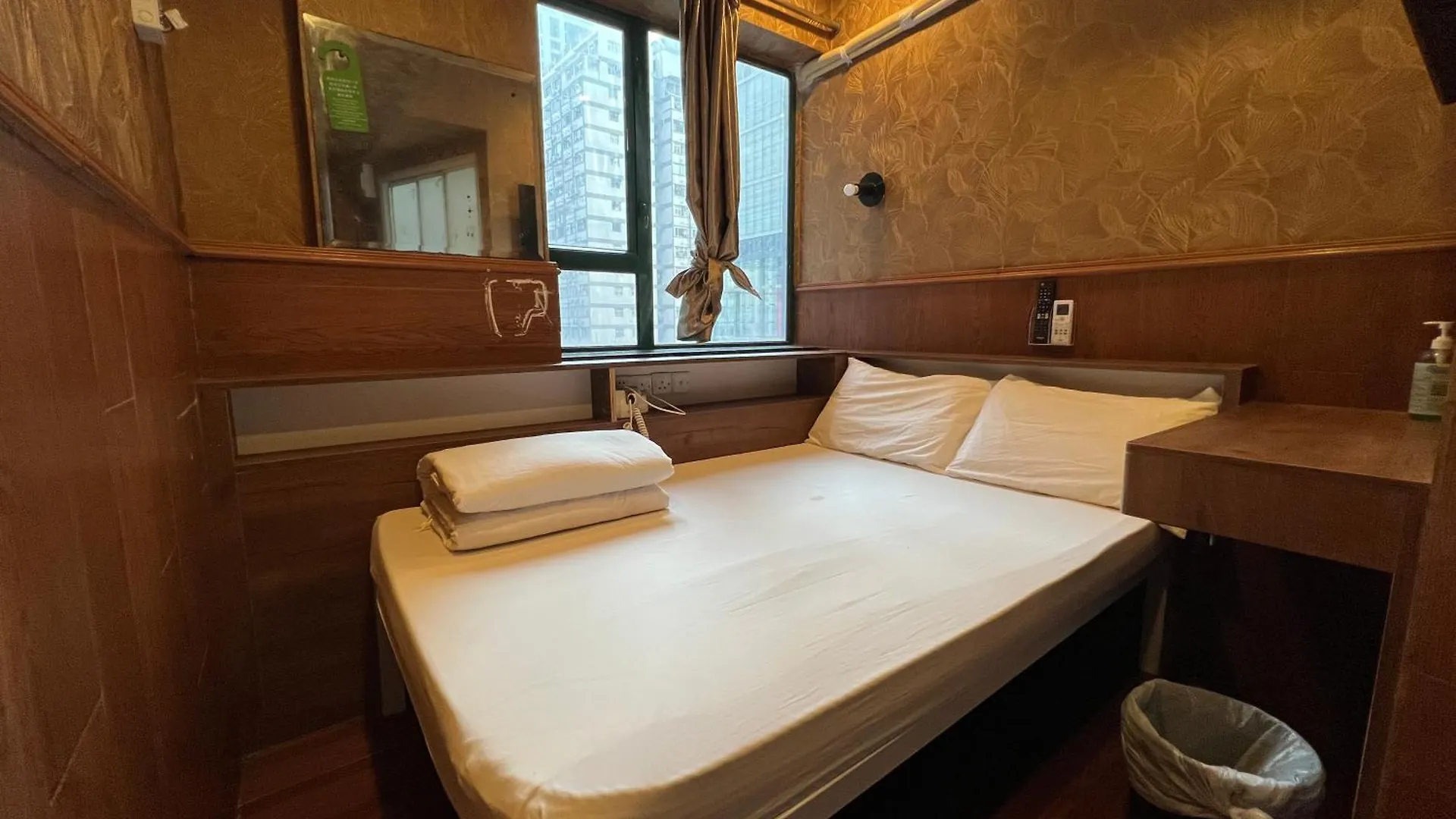 Just Inn On Nathan Road Hong Kong Hostel